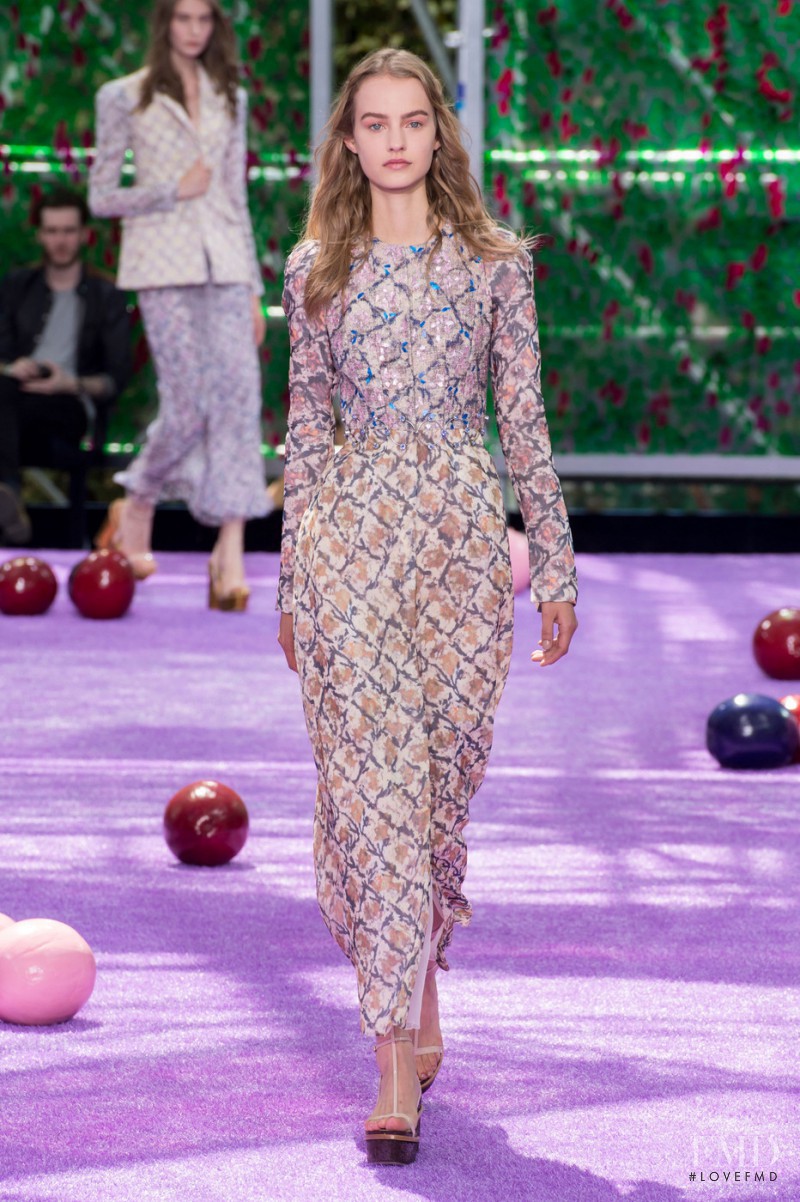 Maartje Verhoef featured in  the Christian Dior Haute Couture fashion show for Autumn/Winter 2015