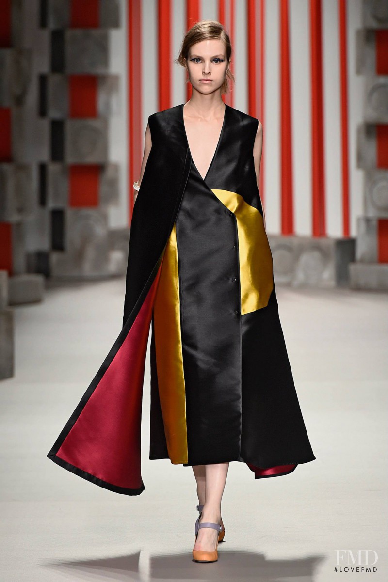 Kati Fiskaali featured in  the Eudon Choi fashion show for Autumn/Winter 2015