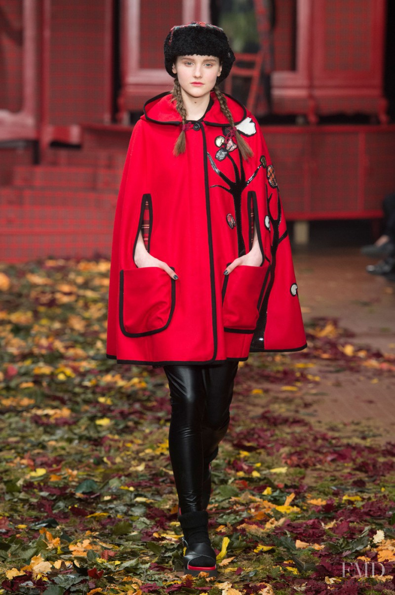 Luba Hryniv featured in  the I\'m Isola Marras fashion show for Autumn/Winter 2015