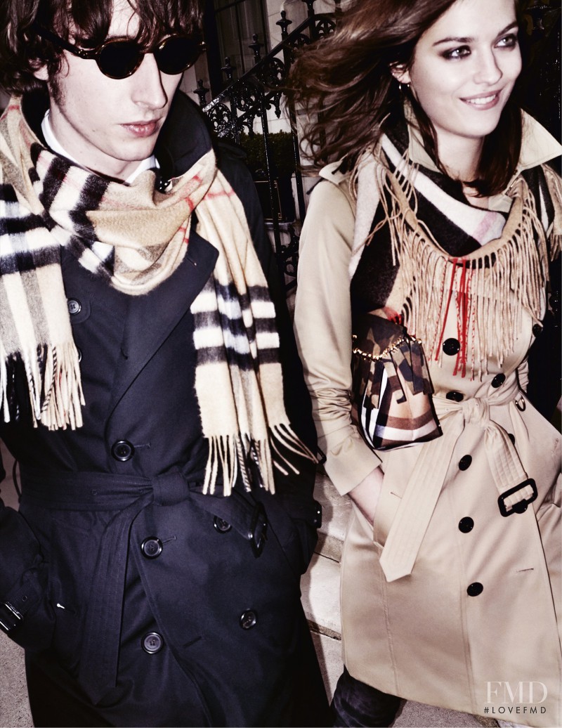 Burberry advertisement for Autumn/Winter 2015