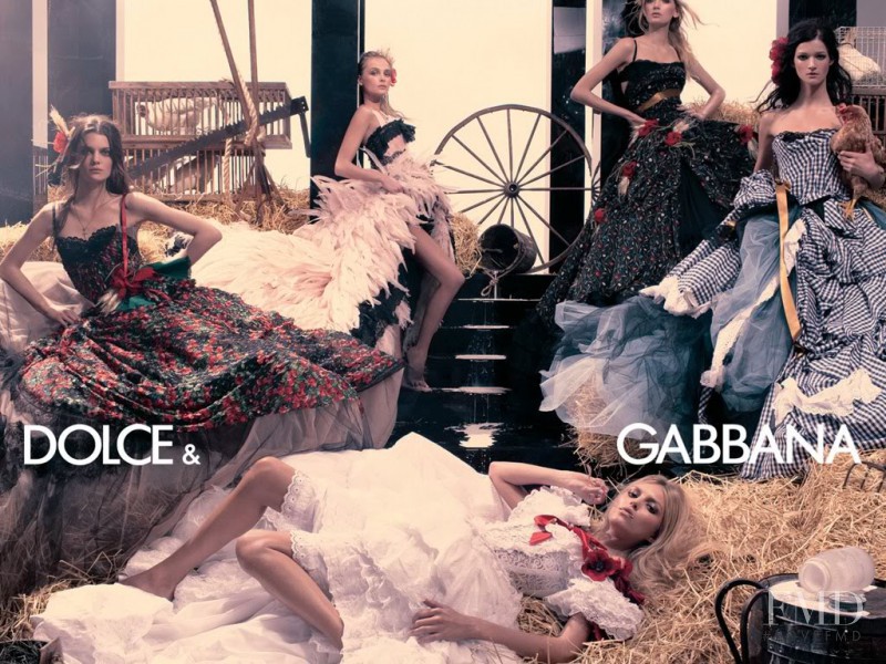 Anja Rubik featured in  the Dolce & Gabbana advertisement for Spring/Summer 2006