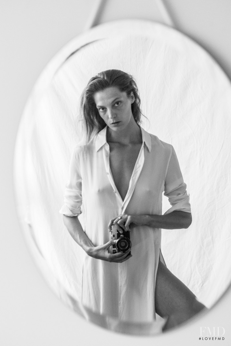 Daria Werbowy featured in  the Equipment advertisement for Autumn/Winter 2015