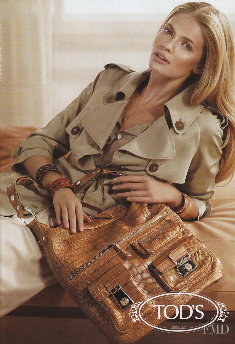 Julia Stegner featured in  the Tod\'s advertisement for Spring/Summer 2008