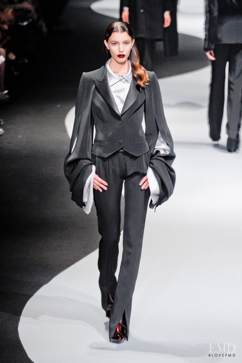 Viktor & Rolf fashion show for Autumn/Winter 2012