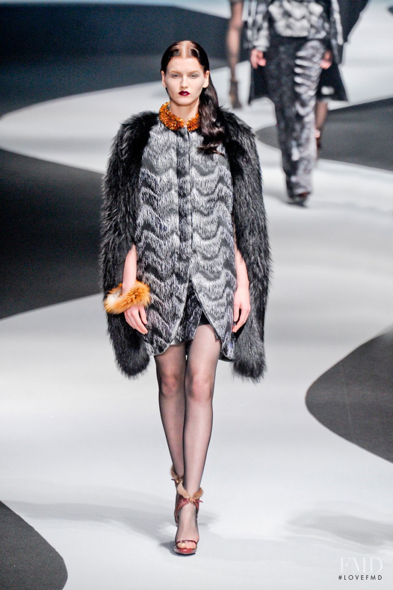 Viktor & Rolf fashion show for Autumn/Winter 2012