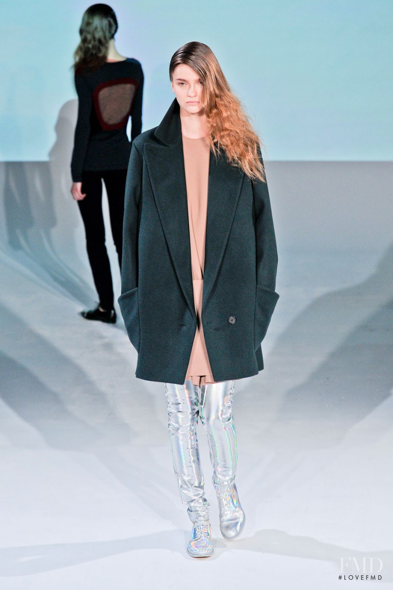 Hussein Chalayan fashion show for Autumn/Winter 2012