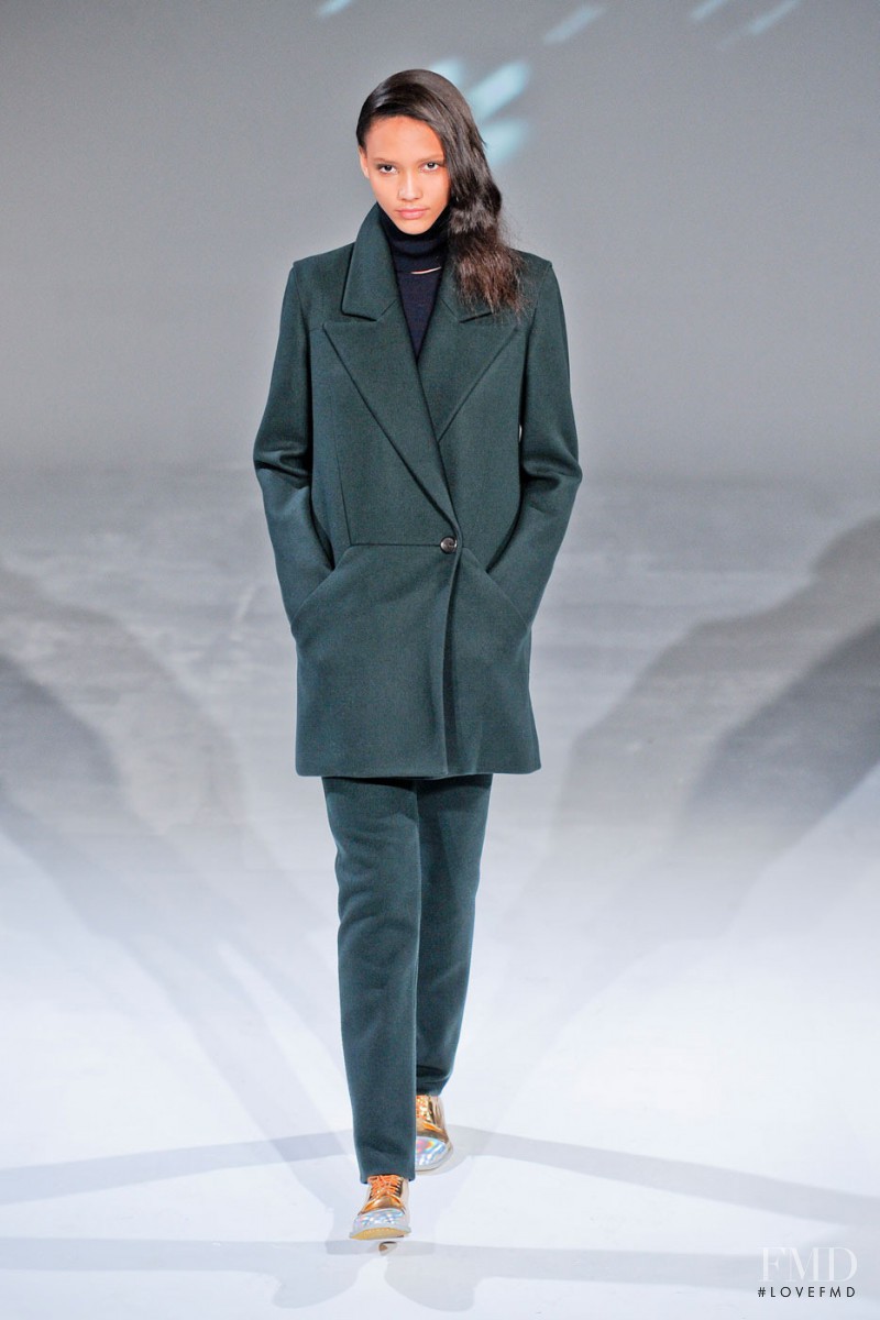 Hussein Chalayan fashion show for Autumn/Winter 2012