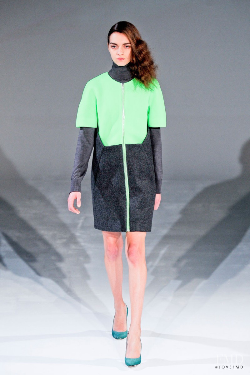 Hussein Chalayan fashion show for Autumn/Winter 2012