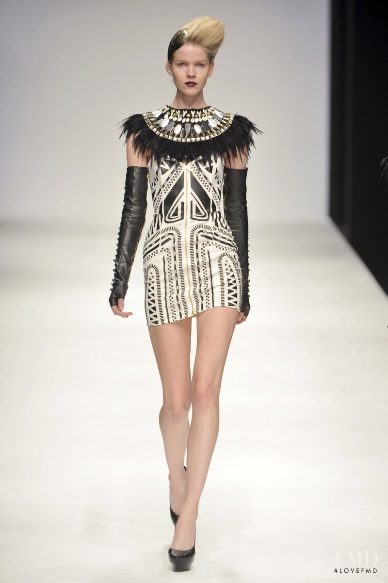 Sass & Bide fashion show for Autumn/Winter 2010