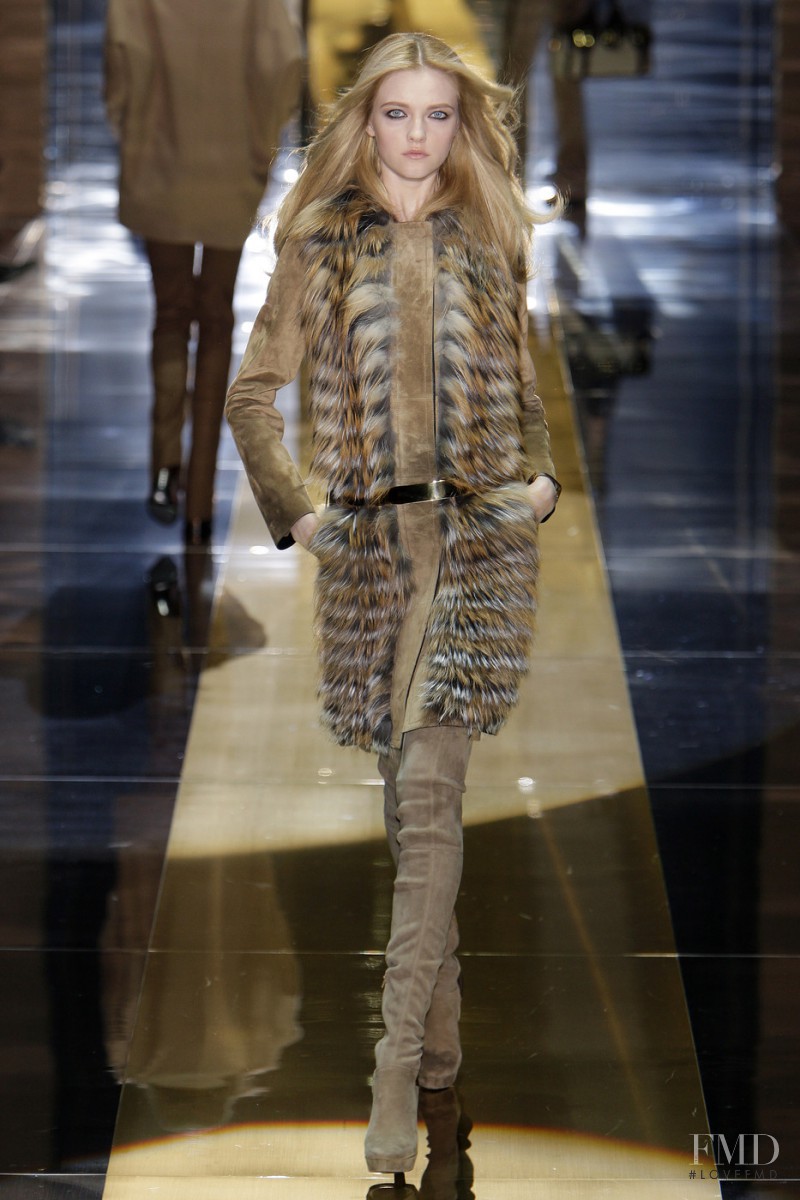 Vlada Roslyakova featured in  the Gucci fashion show for Autumn/Winter 2010