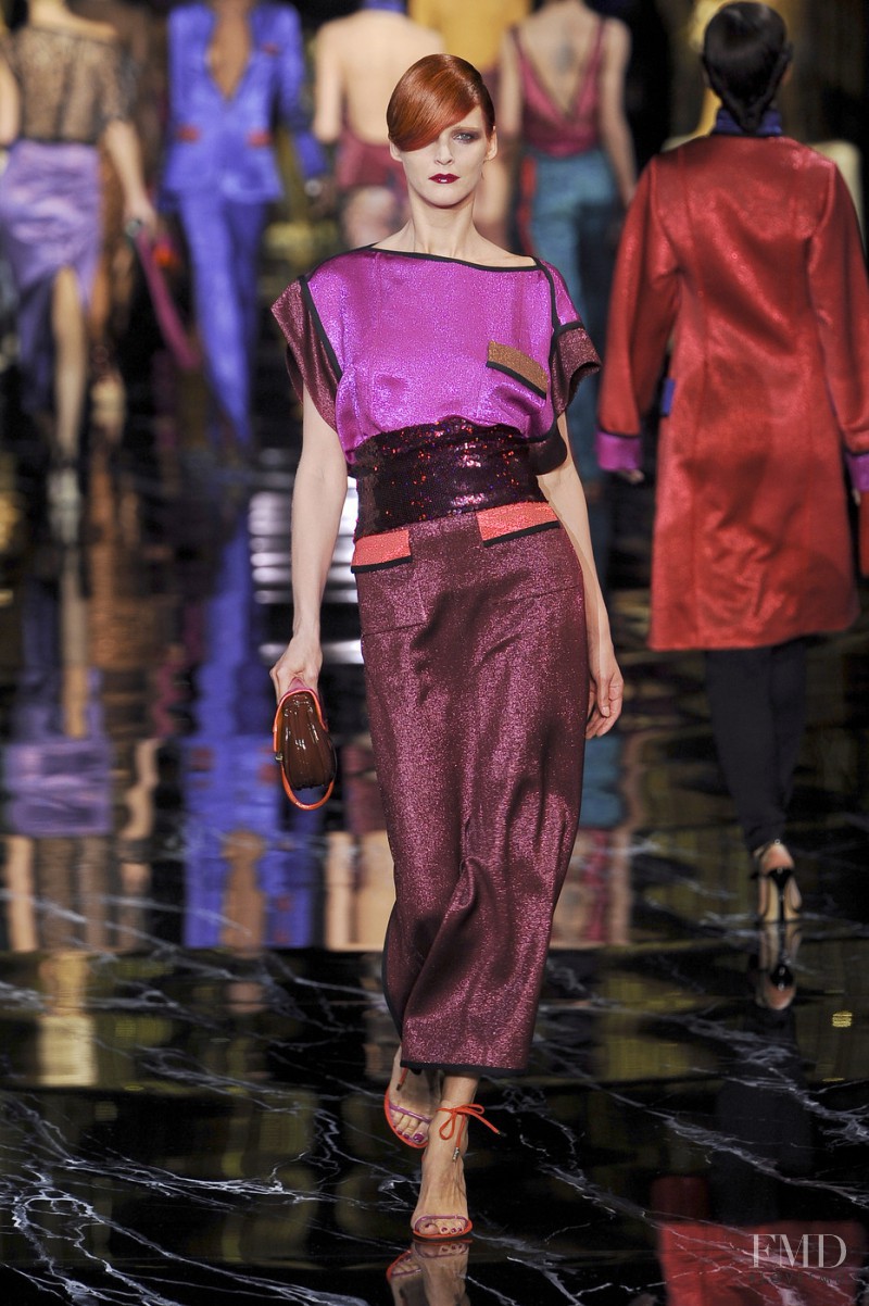 Louis Vuitton fashion show for Spring/Summer 2011