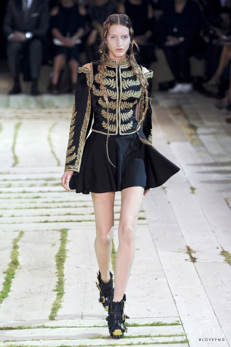 Iris Egbers featured in  the Alexander McQueen fashion show for Spring/Summer 2011