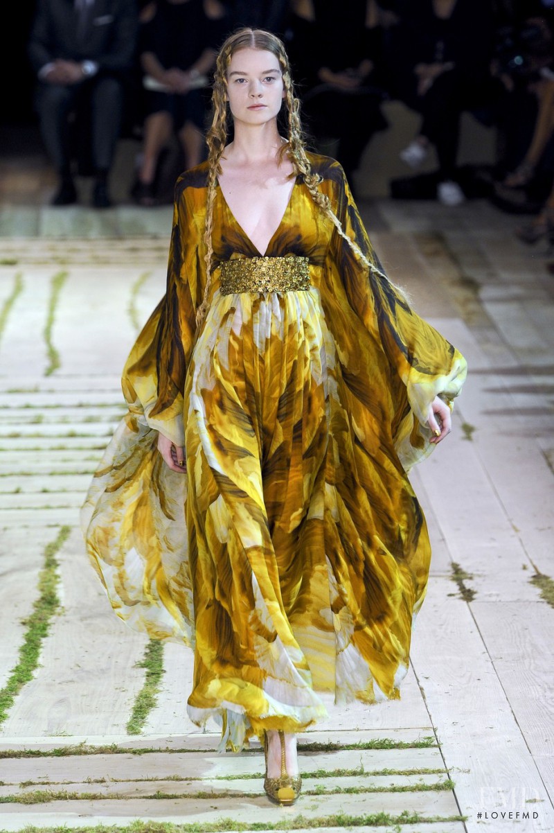 Gwen Loos featured in  the Alexander McQueen fashion show for Spring/Summer 2011