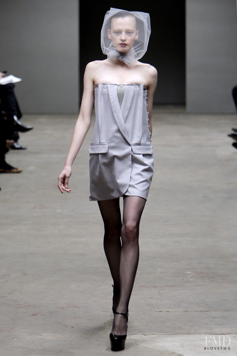 Richard Nicoll fashion show for Autumn/Winter 2010