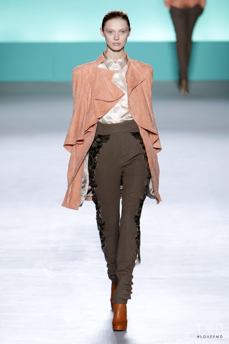 Olga Sherer featured in  the Matthew Williamson fashion show for Autumn/Winter 2010