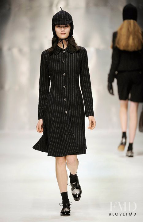 DAKS fashion show for Autumn/Winter 2010