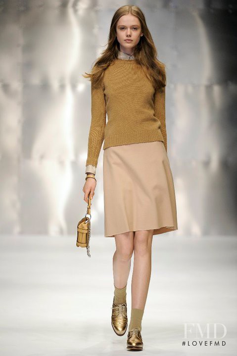 DAKS fashion show for Autumn/Winter 2010