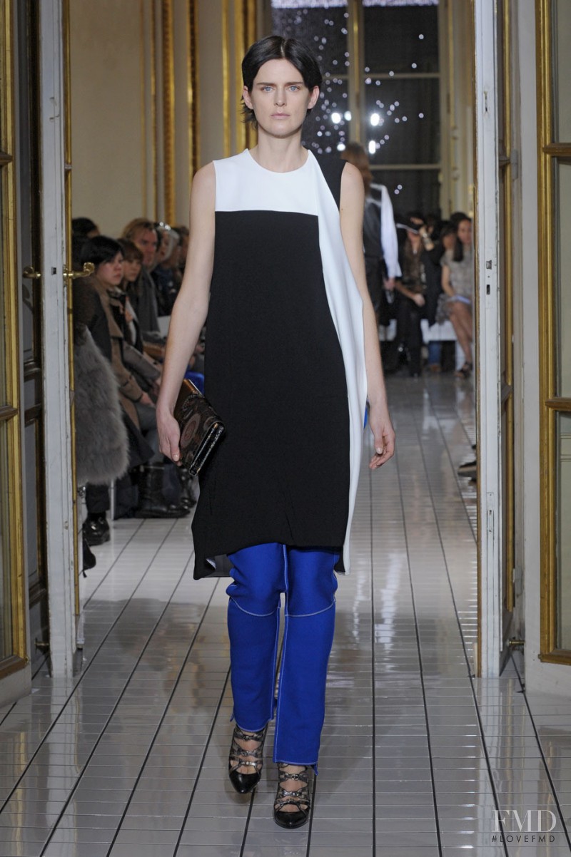 Balenciaga fashion show for Autumn/Winter 2011