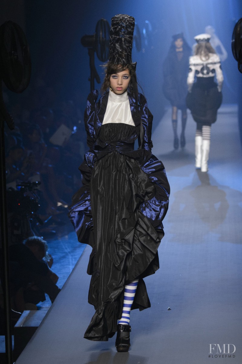 Yasmin Wijnaldum featured in  the Jean Paul Gaultier Haute Couture fashion show for Autumn/Winter 2015