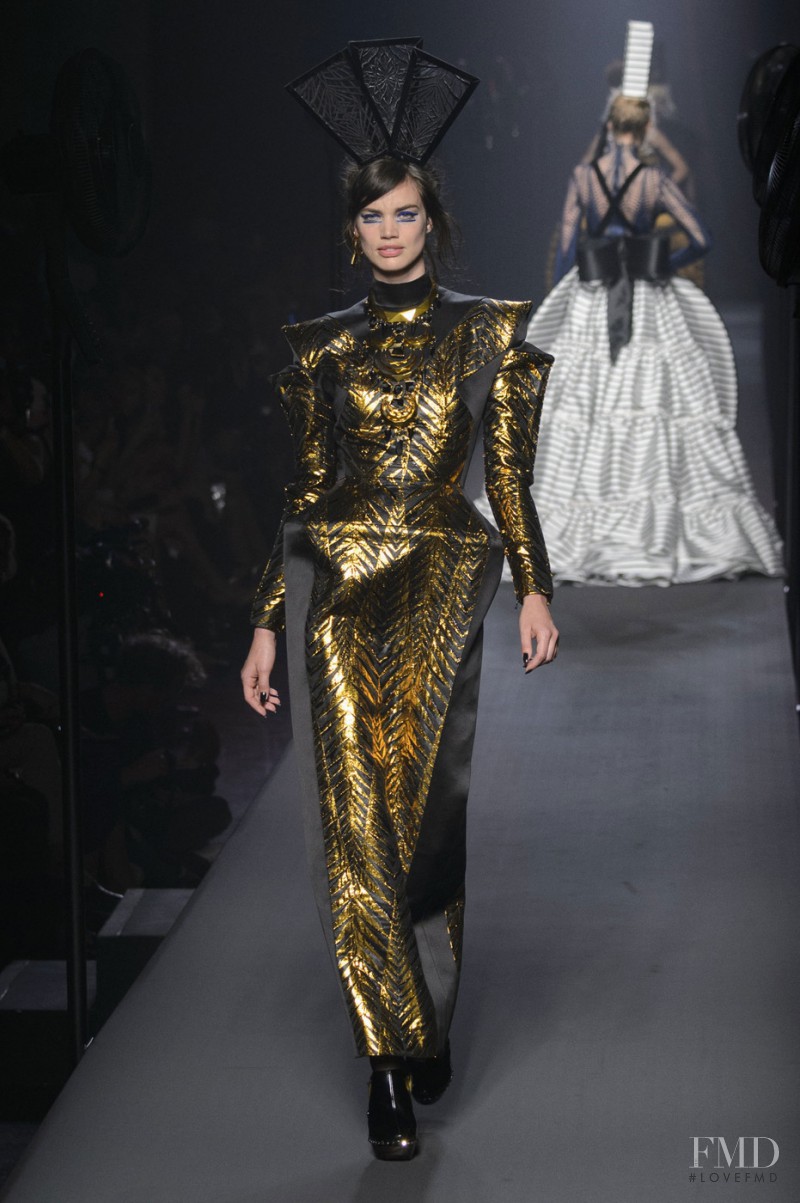 Rianne ten Haken featured in  the Jean Paul Gaultier Haute Couture fashion show for Autumn/Winter 2015