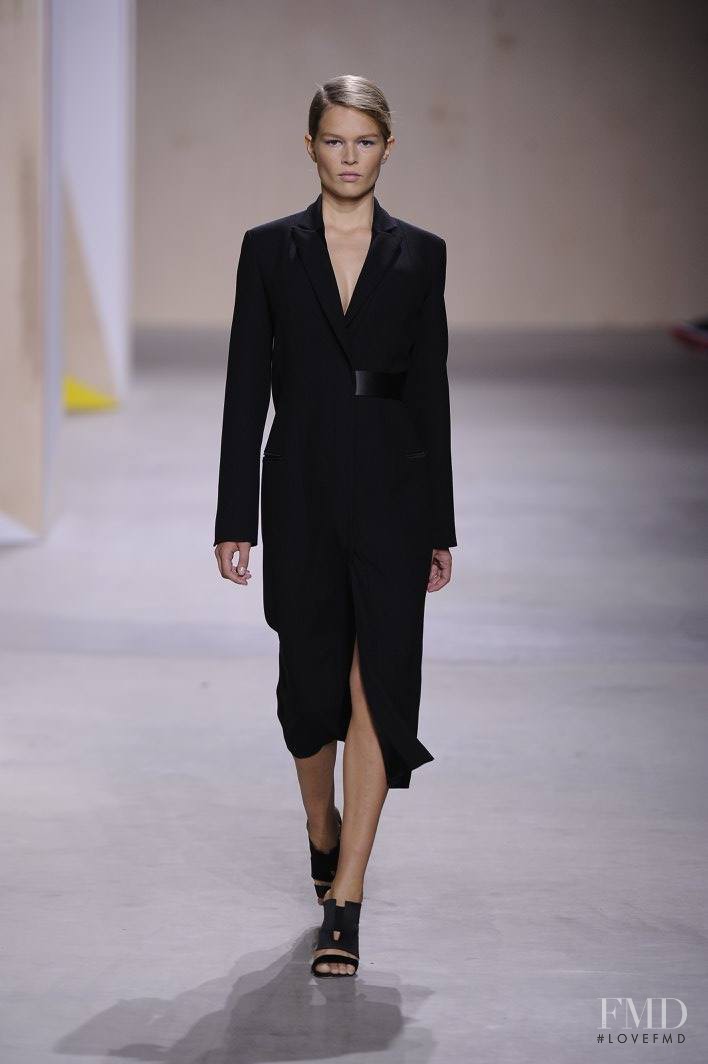 Anna Ewers featured in  the Boss by Hugo Boss fashion show for Spring/Summer 2016