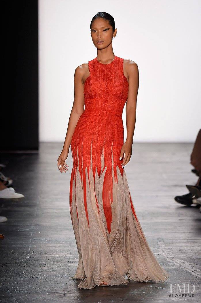 Carmen Marc Valvo fashion show for Spring/Summer 2016