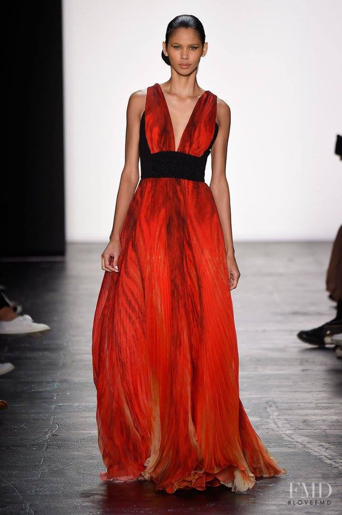 Carmen Marc Valvo fashion show for Spring/Summer 2016