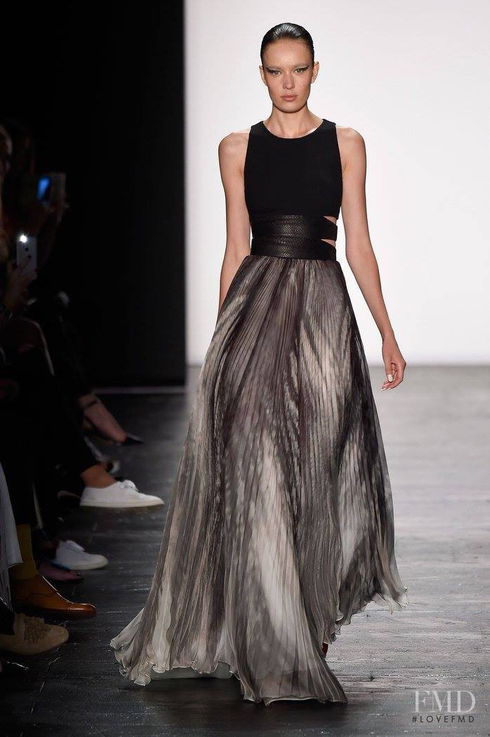 Carmen Marc Valvo fashion show for Spring/Summer 2016