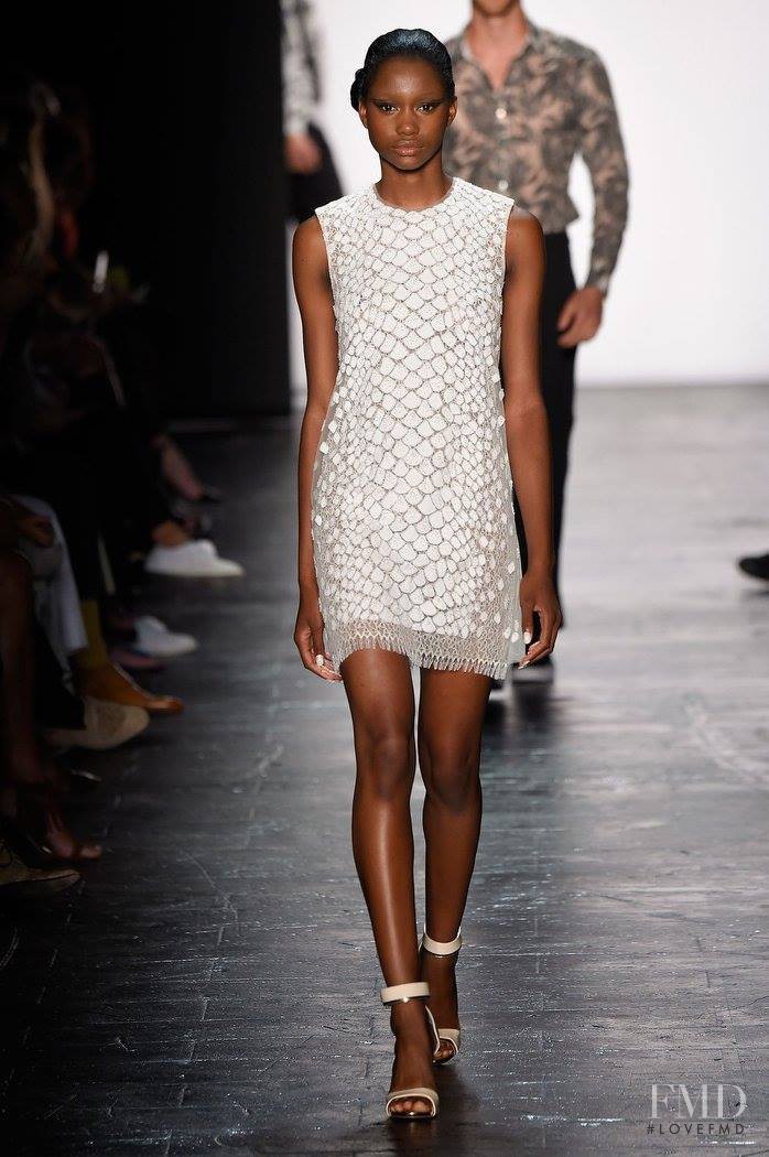 Carmen Marc Valvo fashion show for Spring/Summer 2016