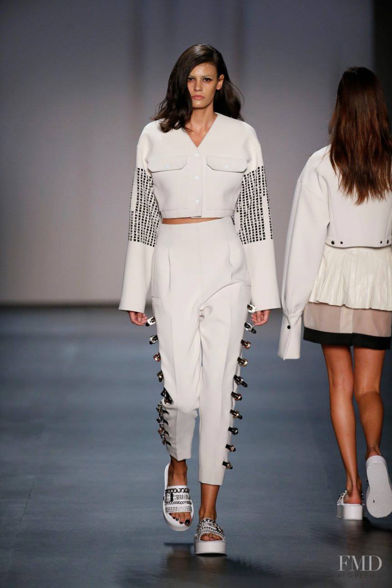 Concept Korea Kaal Eisuktae fashion show for Spring/Summer 2016