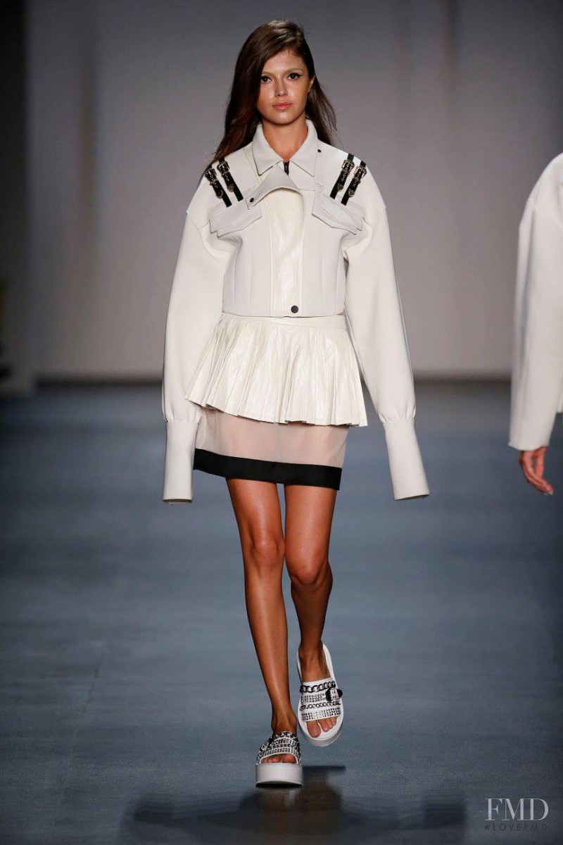 Concept Korea Kaal Eisuktae fashion show for Spring/Summer 2016