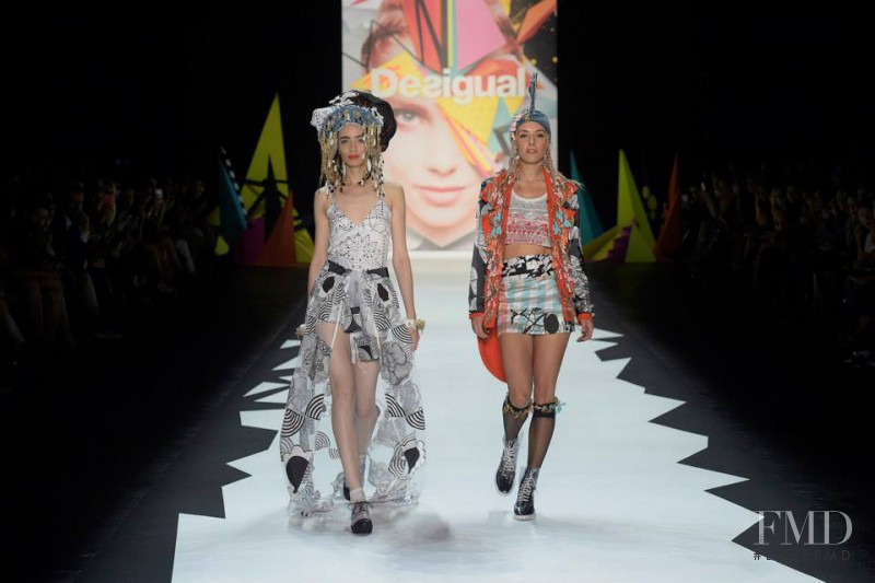 Chloe Norgaard featured in  the Desigual fashion show for Spring/Summer 2016