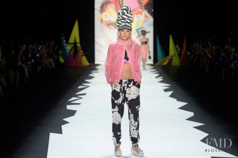 Chloe Norgaard featured in  the Desigual fashion show for Spring/Summer 2016