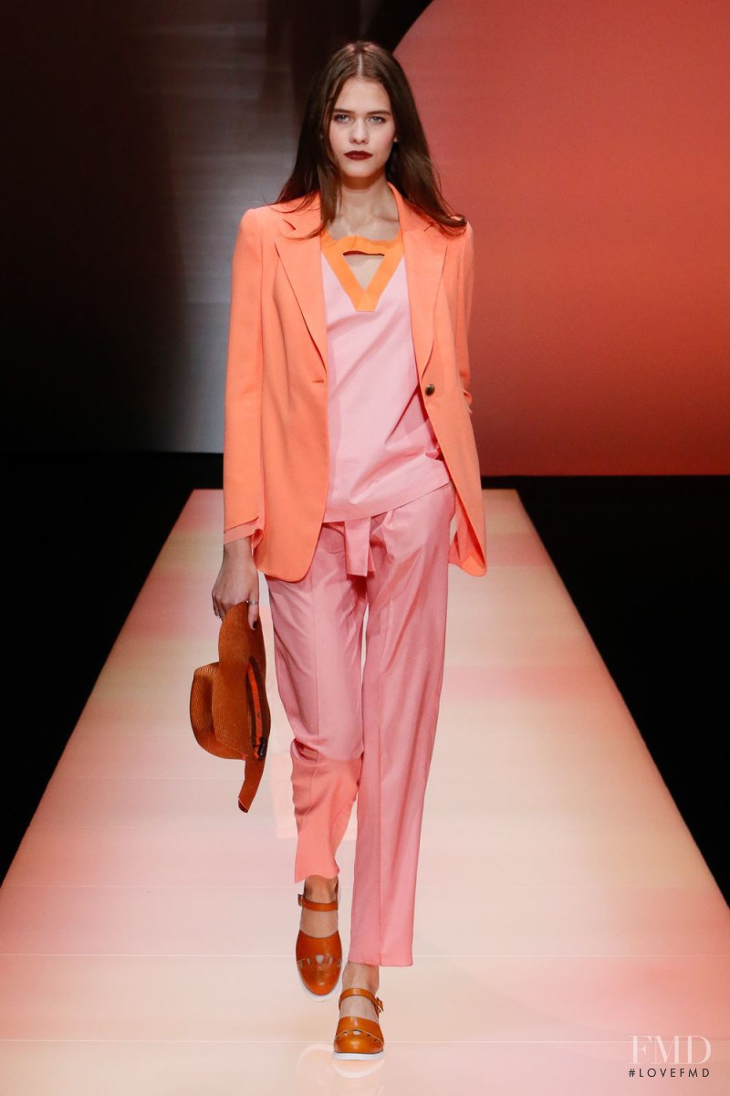 Darya Kostenich featured in  the Emporio Armani fashion show for Spring/Summer 2016