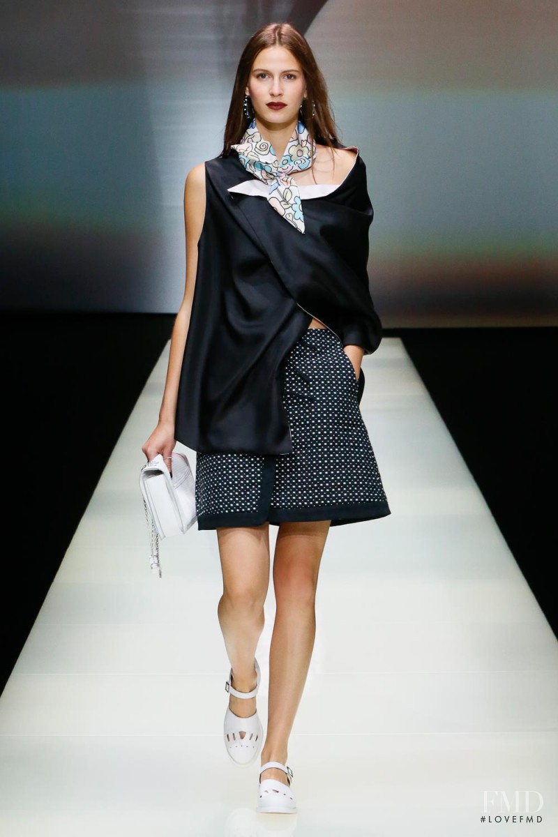 Emporio Armani fashion show for Spring/Summer 2016