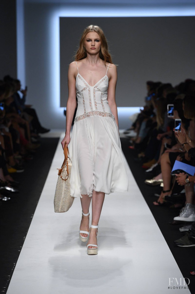 Aneta Pajak featured in  the Ermanno Scervino fashion show for Spring/Summer 2016
