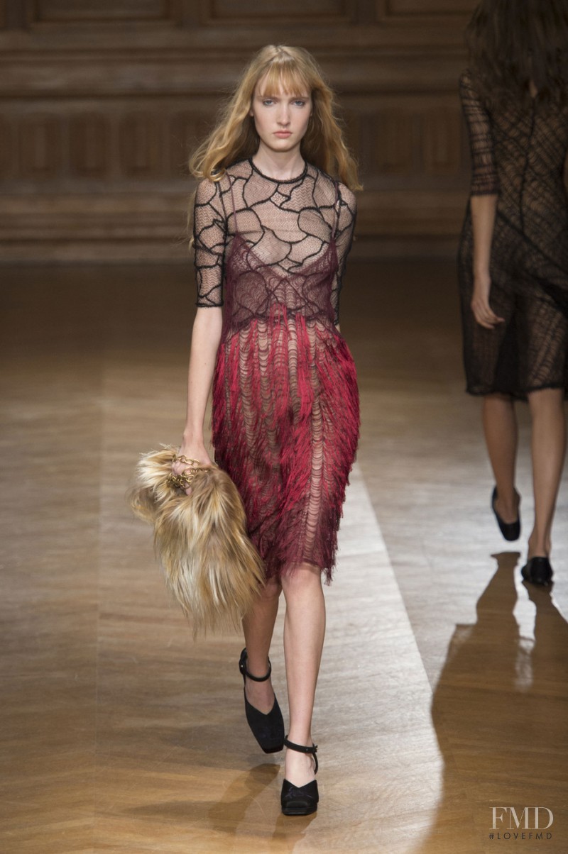 Eva Kaper featured in  the Sharon Wauchob fashion show for Spring/Summer 2016