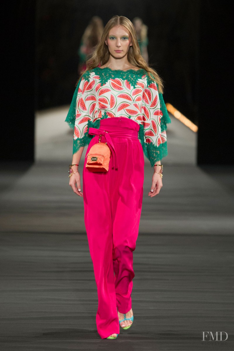 Bogi  Safran featured in  the Alexis Mabille fashion show for Spring/Summer 2016