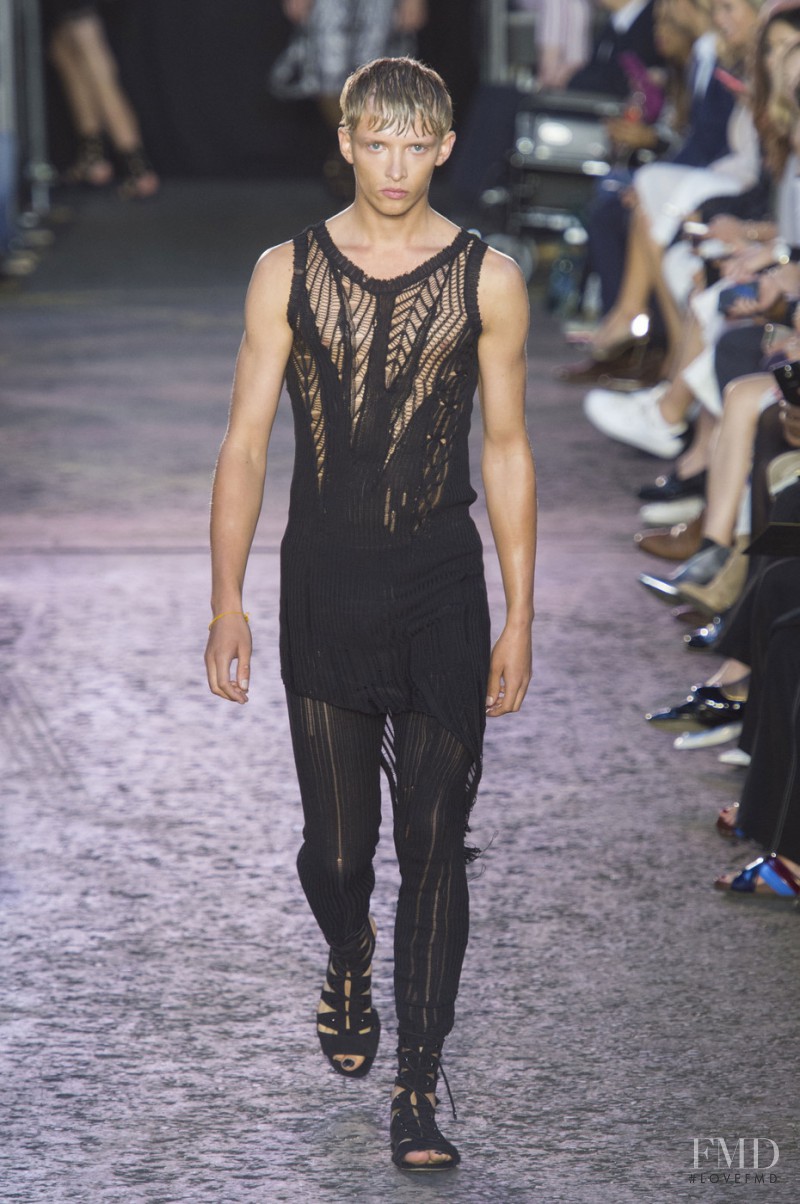 Julien Macdonald fashion show for Spring/Summer 2016