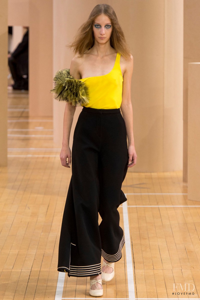 Roksanda Ilincic fashion show for Spring/Summer 2016