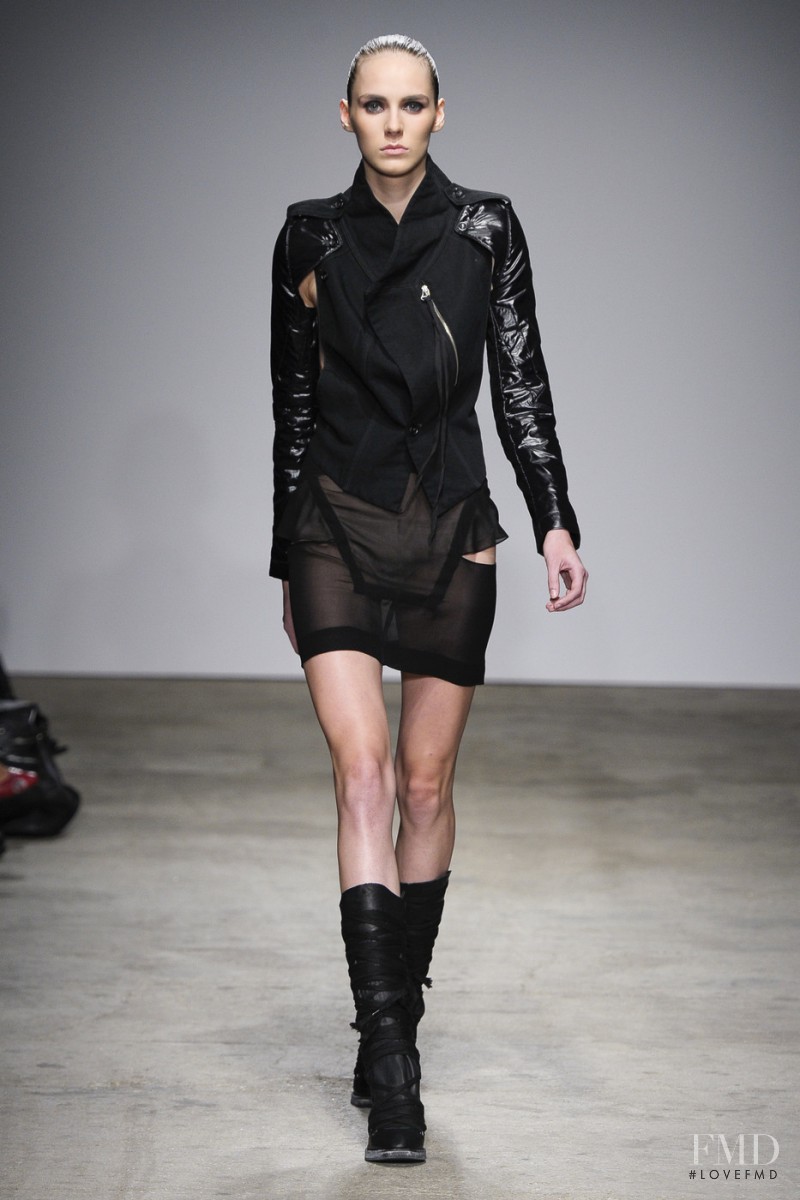 Anna Pytka featured in  the Nicolas Andreas Taralis fashion show for Spring/Summer 2011
