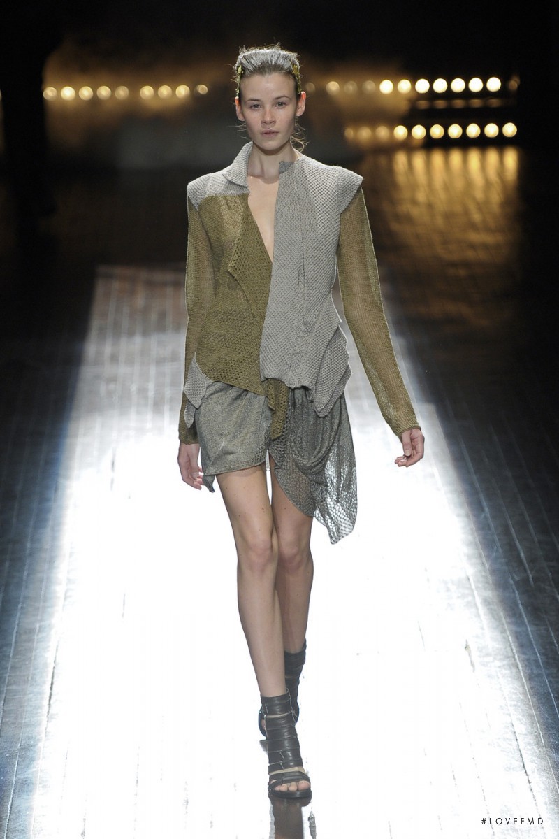 Helen Feskens featured in  the A.F. Vandevorst fashion show for Spring/Summer 2011