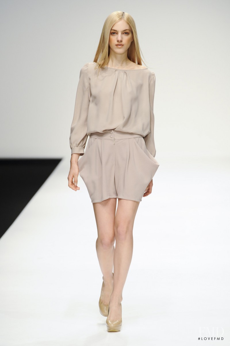 Maria Grachvogel fashion show for Spring/Summer 2011