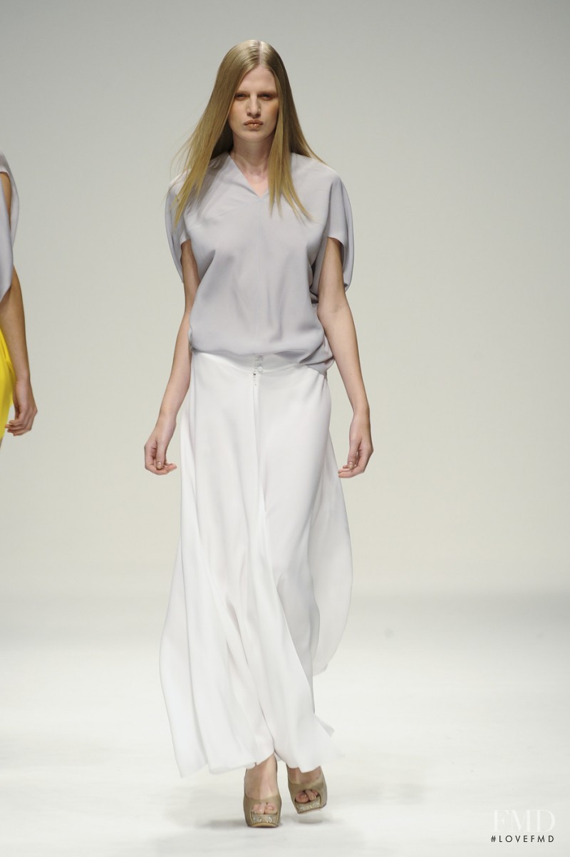 Maria Grachvogel fashion show for Spring/Summer 2011