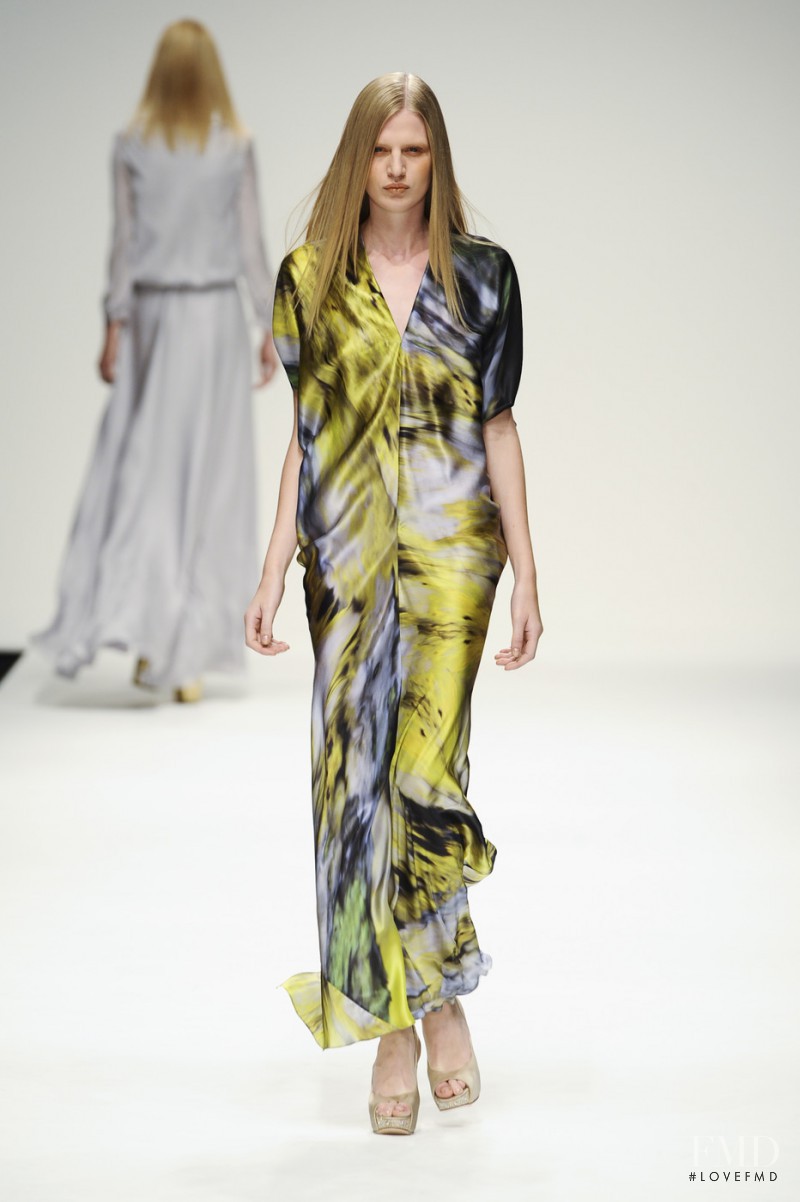 Maria Grachvogel fashion show for Spring/Summer 2011