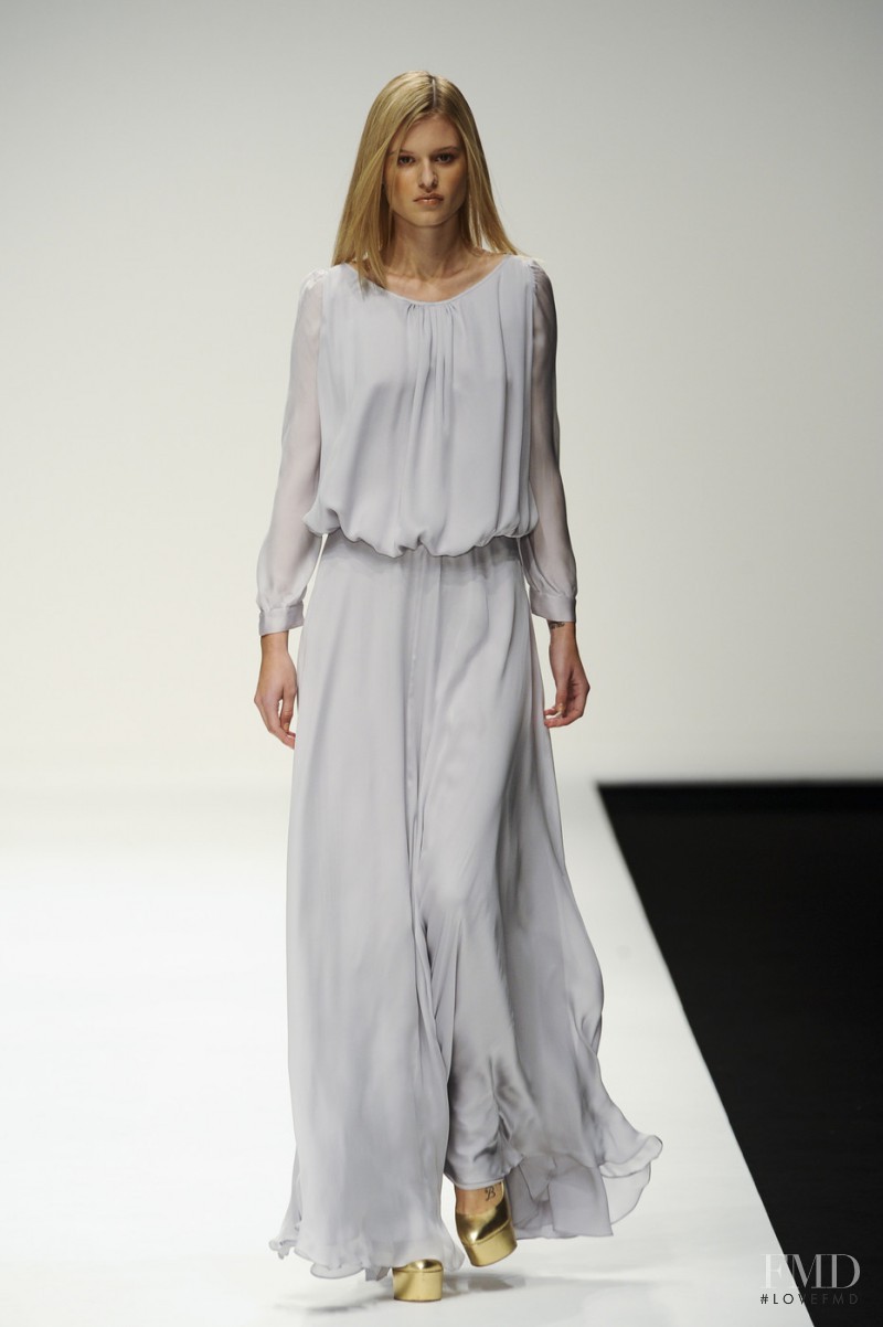 Maria Grachvogel fashion show for Spring/Summer 2011