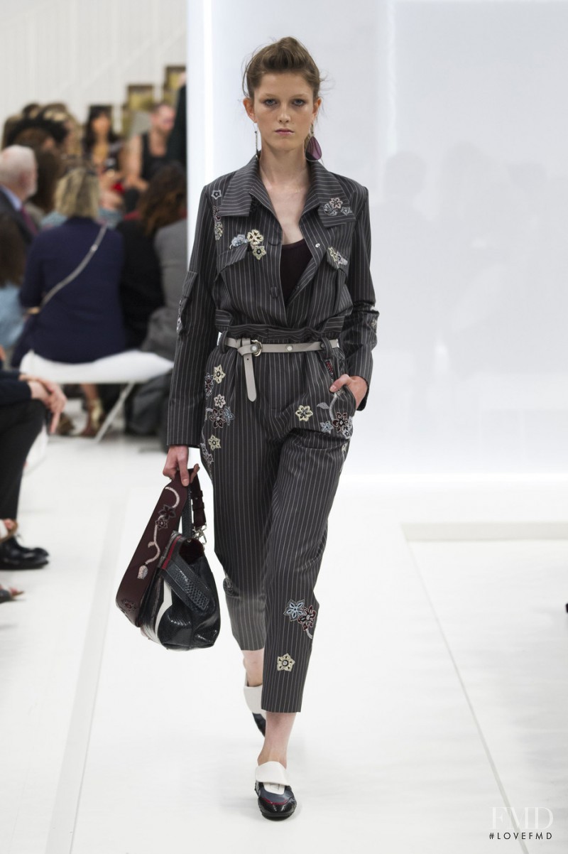 Tessa Bruinsma featured in  the Tod\'s fashion show for Spring/Summer 2016