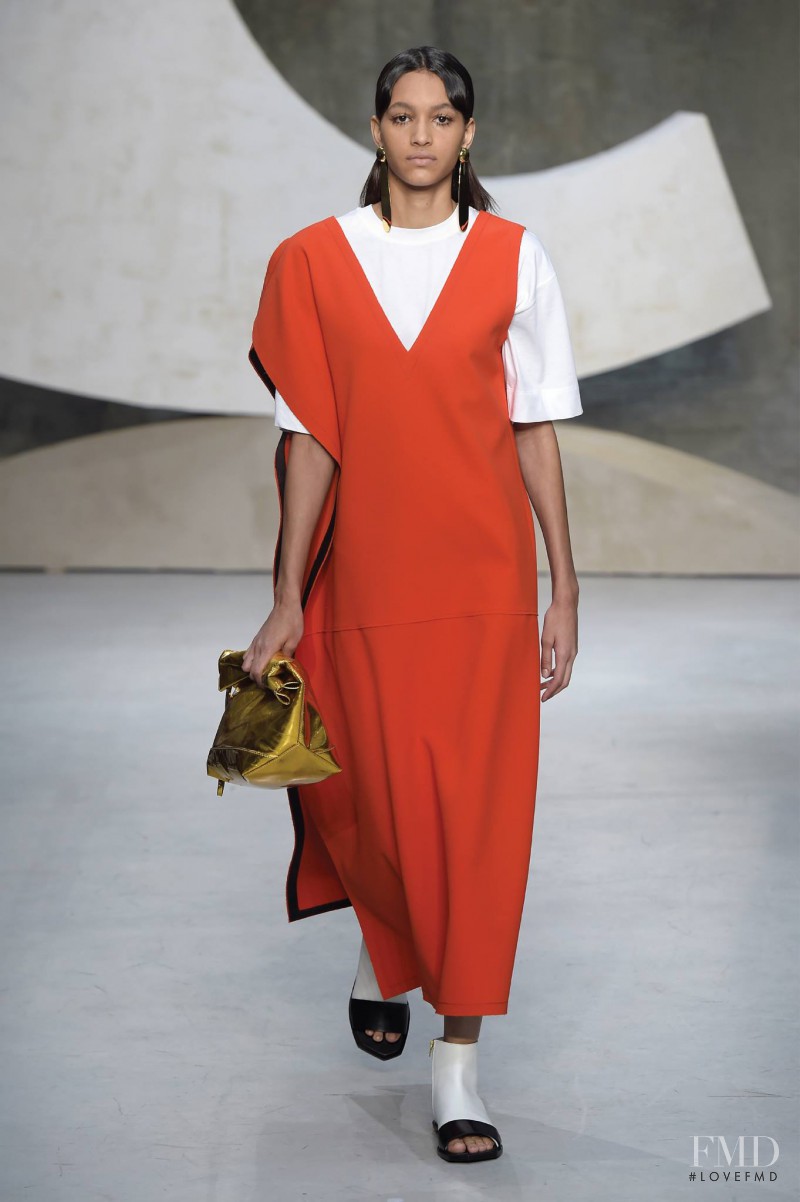 Hanne Linhares featured in  the Marni fashion show for Spring/Summer 2016