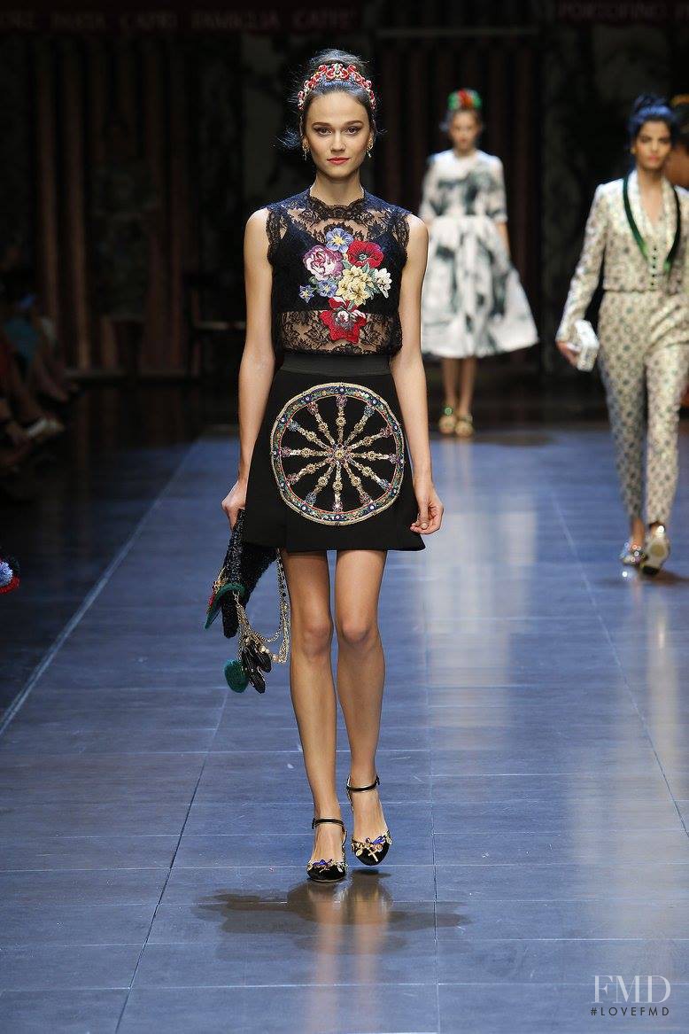 Rachel Finninger featured in  the Dolce & Gabbana fashion show for Spring/Summer 2016