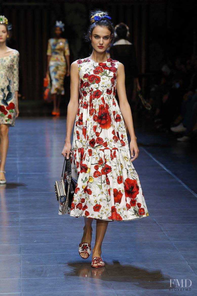 Blanca Padilla featured in  the Dolce & Gabbana fashion show for Spring/Summer 2016